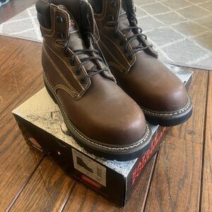NEW IN BOX Dickies Brown Leather Work Boots size 9